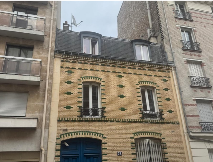 Immeuble · 162 m²